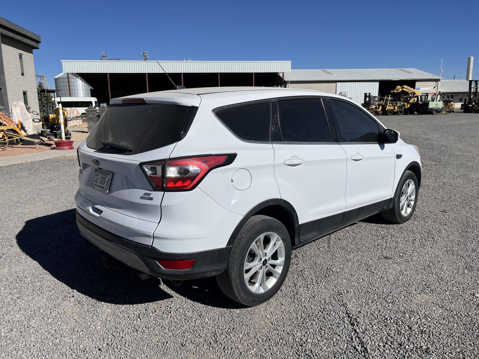 ./imagenes/INVOICE/2019/16380/FORD ESCAPE SE (4).JPG